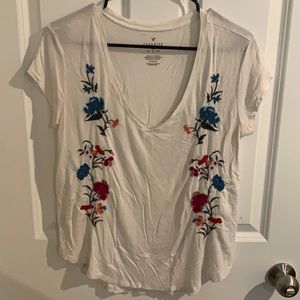 American Eagle Flower Embroidered  Favorite Tee Set of 2